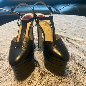 Authentic Gucci platform shoes!!!!!